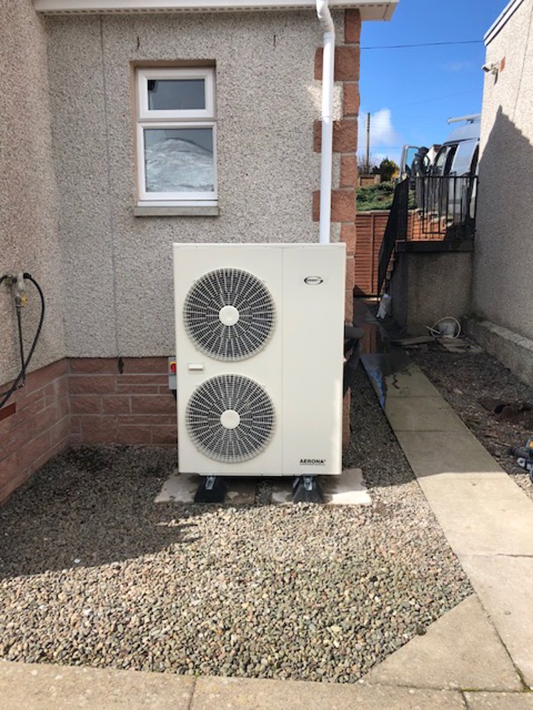 A home in the Scottish Borders welcomes Grant Aerona³ heat pump