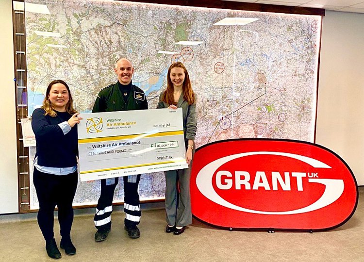 Grant UK presents Wiltshire Air Ambulance with a £10,000 donation following the Company's 2022 fundraising