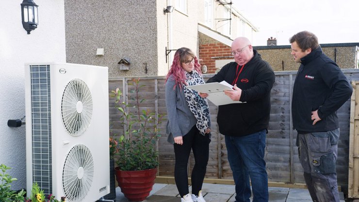 Installers should complete a thorough handover with homeowners about their heat pump